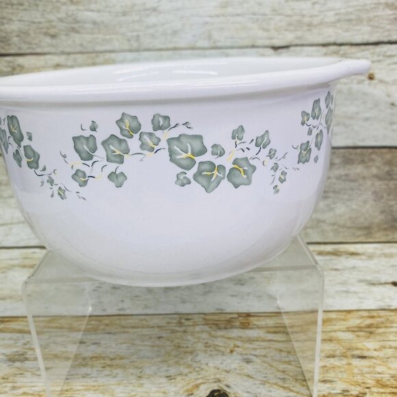 Corelle Coordinates CALLAWAY Green Ivy Stoneware 1.5Qt Tab Handle Casserole Dish - Picture 3 of 13